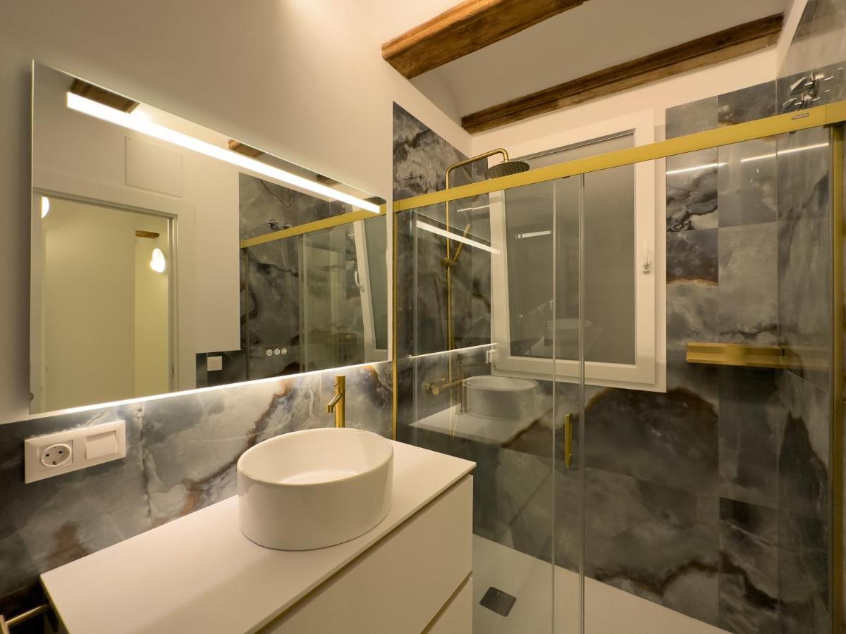 Appartement Market - Ciutat Vella, Exclusively For Families - Mid-term Valencia